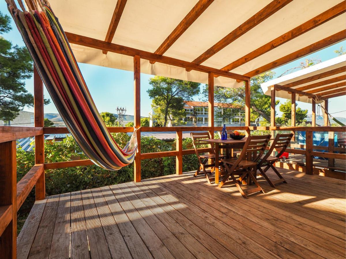 Mediteran Travel Mobile Homes Trogir - Ciovo Arbanija Екстериор снимка